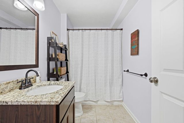 7036 Cornerstone Drive SE, Caledonia, MI 49316