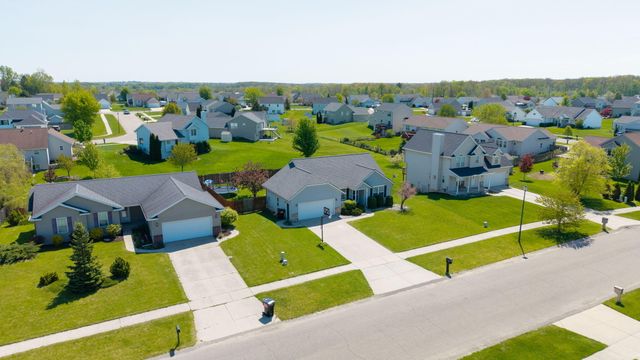 7036 Cornerstone Drive SE, Caledonia, MI 49316