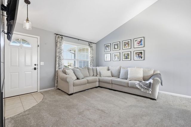 7036 Cornerstone Drive SE, Caledonia, MI 49316