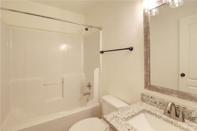 763 W Sandy Beach Lane, Fayetteville, AR 72703