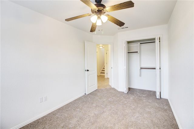 763 W Sandy Beach Lane, Fayetteville, AR 72703