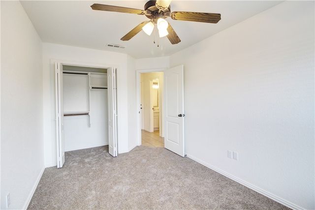 763 W Sandy Beach Lane, Fayetteville, AR 72703