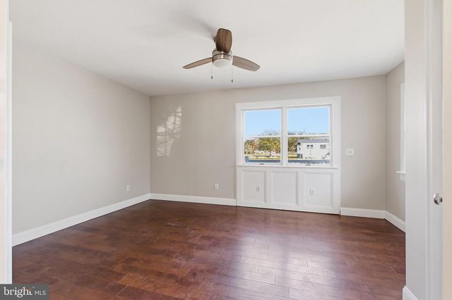 284 COUNTRY CLUB BLVD, Tuckerton, NJ 08087