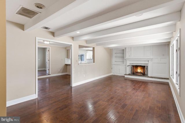 284 COUNTRY CLUB BLVD, Tuckerton, NJ 08087