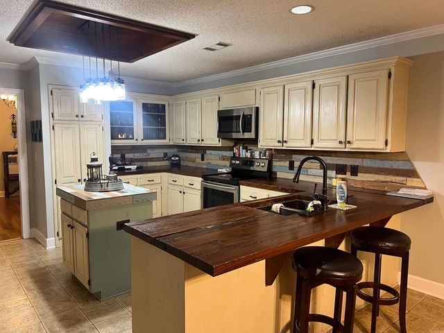 1201 Boastwood, White Hall, AR 71602