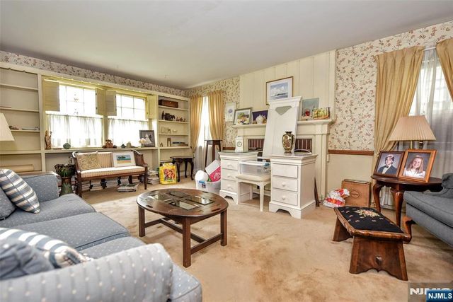 210 Rodney Street, Glen Rock, NJ 07452