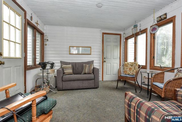 210 Rodney Street, Glen Rock, NJ 07452