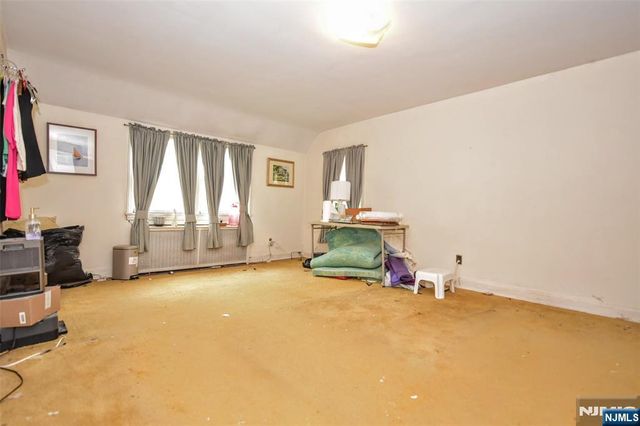 210 Rodney Street, Glen Rock, NJ 07452
