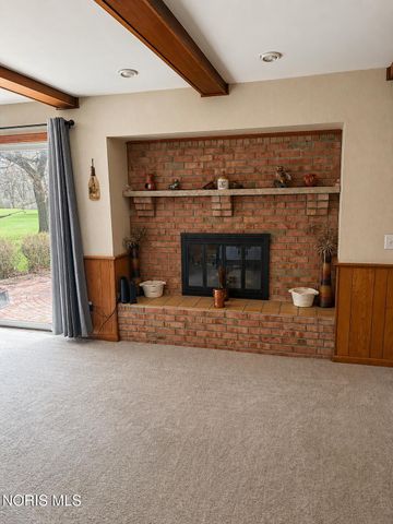 23746 W State Route 579, Curtice, OH 43412