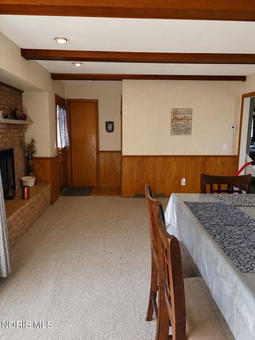 23746 W State Route 579, Curtice, OH 43412