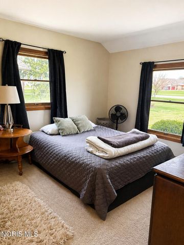 23746 W State Route 579, Curtice, OH 43412