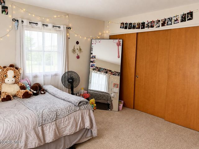 23746 W State Route 579, Curtice, OH 43412