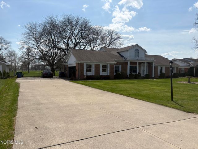 23746 W State Route 579, Curtice, OH 43412