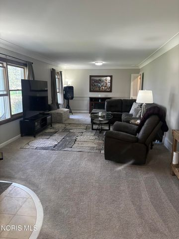 23746 W State Route 579, Curtice, OH 43412