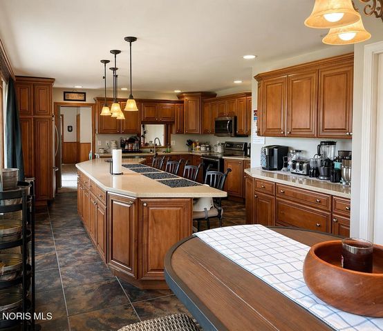 23746 W State Route 579, Curtice, OH 43412