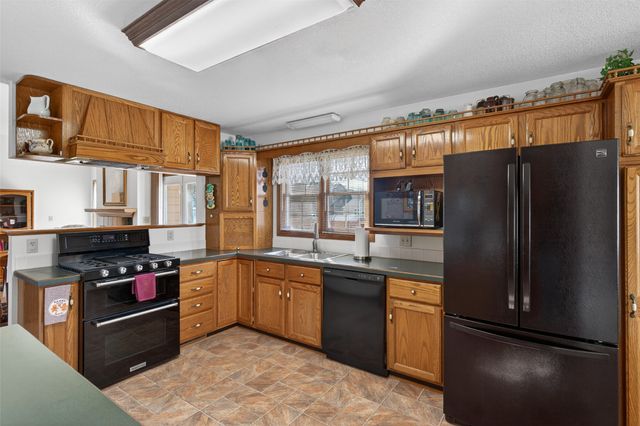 1267 Bentwood Court, Altoona, IA 50009