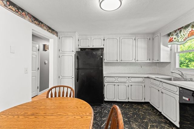27 Wheeler Circle, Canton, MA 02021