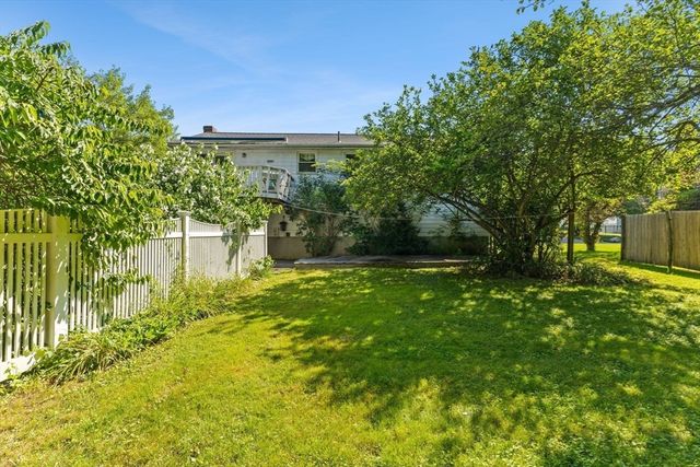 27 Wheeler Circle, Canton, MA 02021