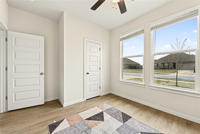 235 New York Avenue, Farmington, AR 72730