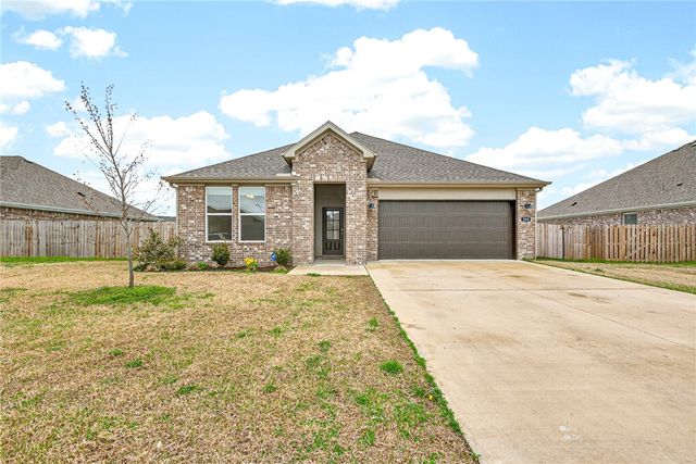 235 New York Avenue, Farmington, AR 72730