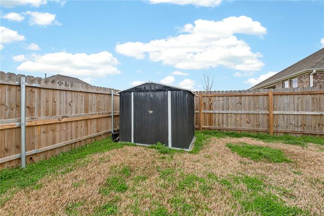 235 New York Avenue, Farmington, AR 72730