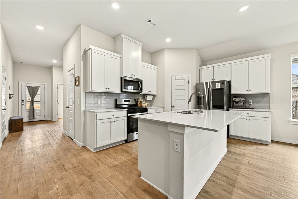 235 New York Avenue, Farmington, AR 72730