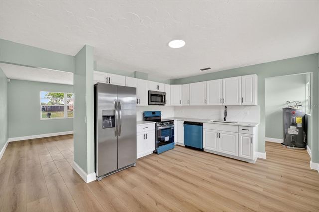 412 59TH AVENUE DRIVE W, Bradenton, FL 34207