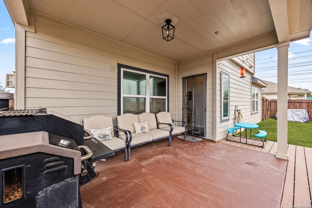 8302 Nutley Ct, Converse, TX 78109