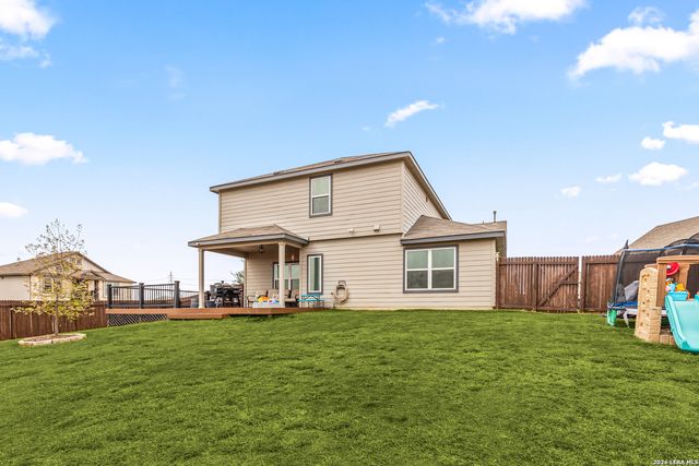 8302 Nutley Ct, Converse, TX 78109