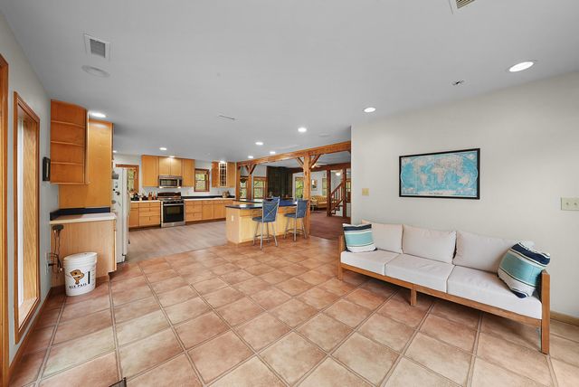 7770 Bale Kenyon Road, Lewis Center, OH 43035