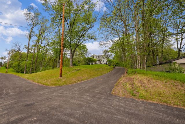 7770 Bale Kenyon Road, Lewis Center, OH 43035