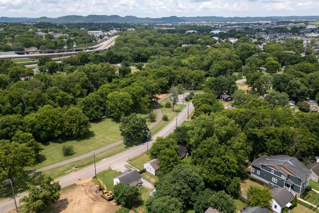 712 Delray Dr, Nashville, TN 37209