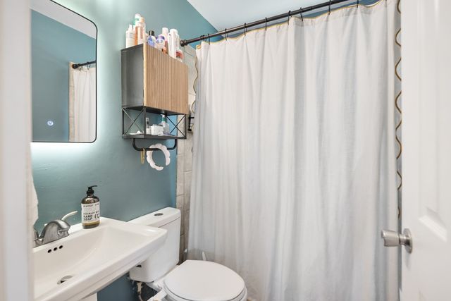 712 Delray Dr, Nashville, TN 37209