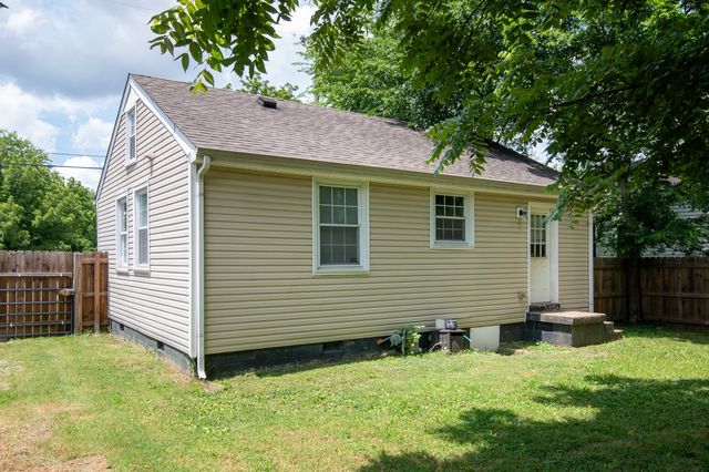 712 Delray Dr, Nashville, TN 37209