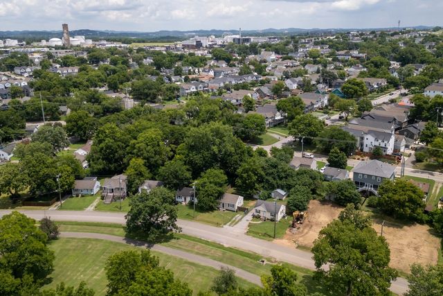 712 Delray Dr, Nashville, TN 37209