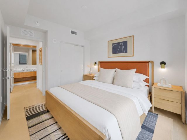 11 NE 6th Street 809, Miami, FL 33132