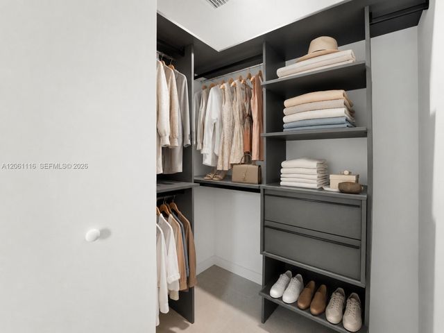 11 NE 6th Street 809, Miami, FL 33132