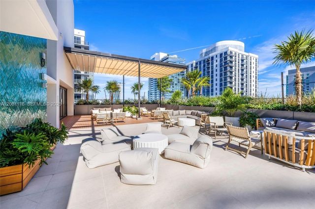 11 NE 6th Street 809, Miami, FL 33132