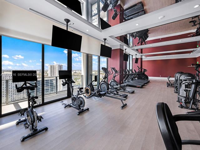 11 NE 6th Street 809, Miami, FL 33132