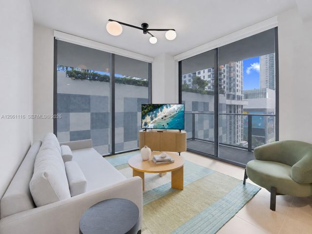 11 NE 6th Street 809, Miami, FL 33132