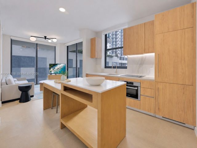 11 NE 6th Street 809, Miami, FL 33132