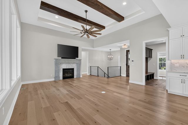 5077 Oak Ridge Court, Bettendorf, IA 52722