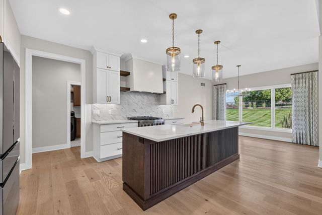 5077 Oak Ridge Court, Bettendorf, IA 52722