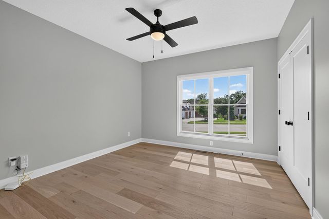 5077 Oak Ridge Court, Bettendorf, IA 52722