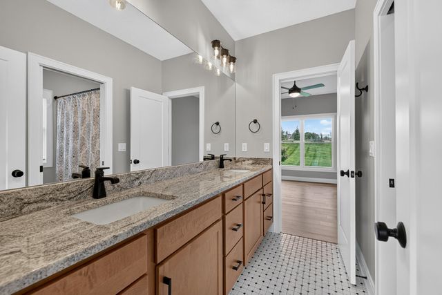 5077 Oak Ridge Court, Bettendorf, IA 52722