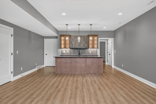 5077 Oak Ridge Court, Bettendorf, IA 52722