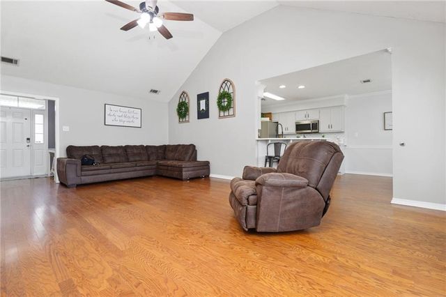 10545 Elgin Drive S, Grand Bay, AL 36541