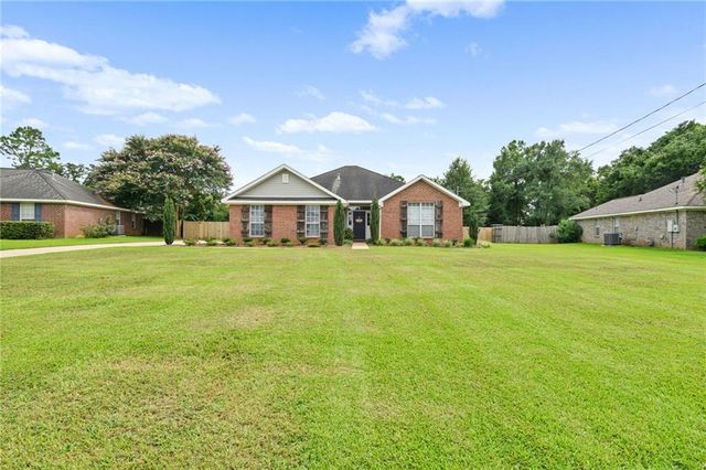 10545 Elgin Drive S, Grand Bay, AL 36541