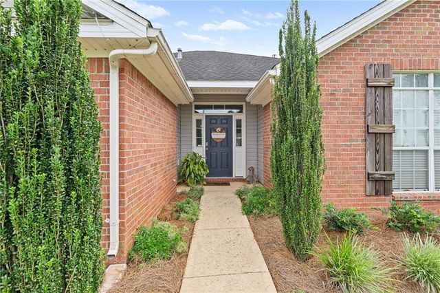 10545 Elgin Drive S, Grand Bay, AL 36541