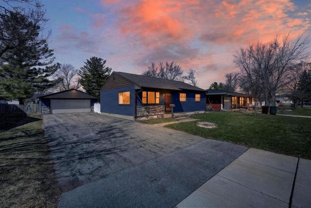 1010 Grant Street, Fort Atkinson, WI 53538